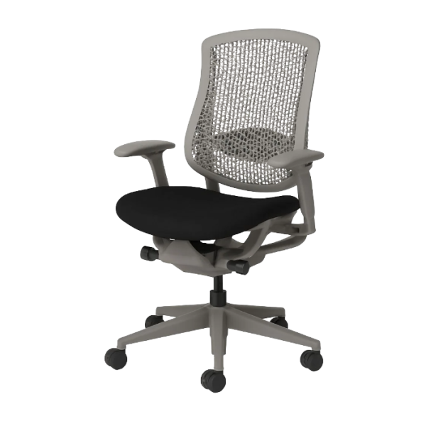 Grijze Herman Miller Celle bureaustoel met zwarte stofzitting en ventilerende Cell‑structure rugleuning