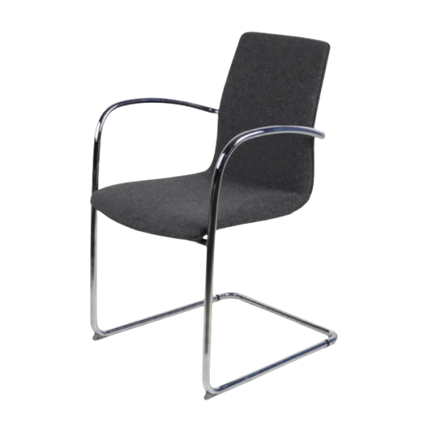 Kusch & Co vergaderstoel met ergonomische zitting en stevig metalen frame