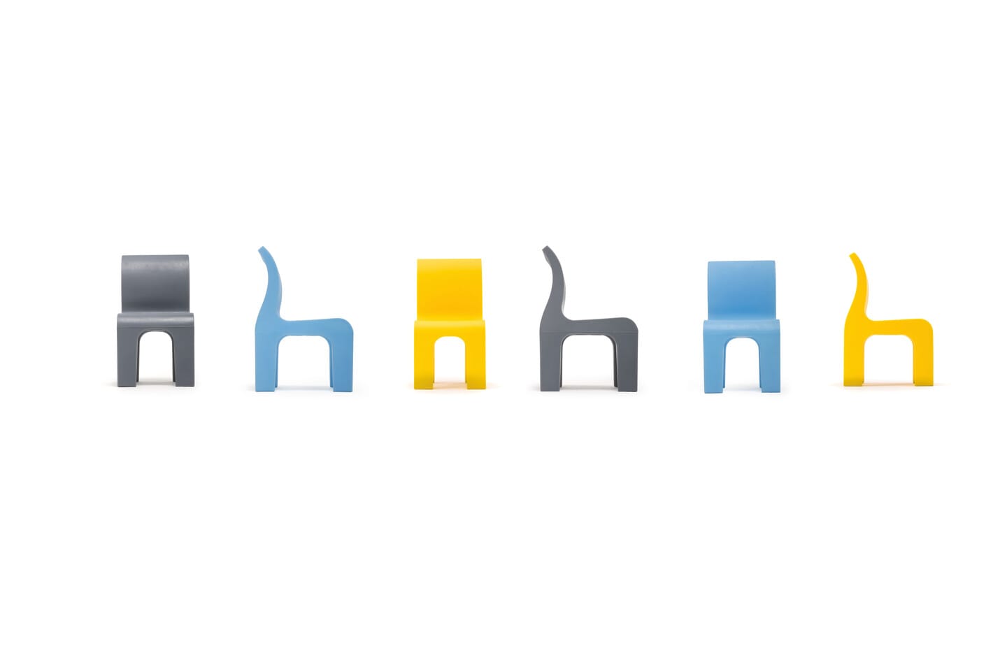 landscapexl-Gispen-Bronto-chair-lightblue-yellow-grey-side